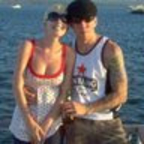 Meet your Posher, Sarah - Picture 1 of 1